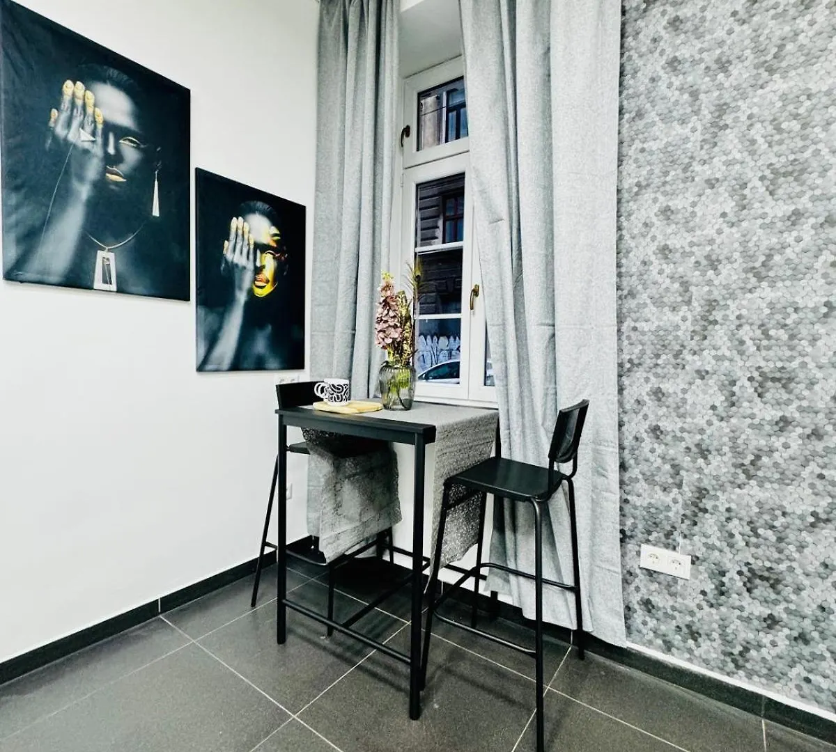 Studio Apartment For 3 People, 15 Minutes To Rathausplatz Vienna