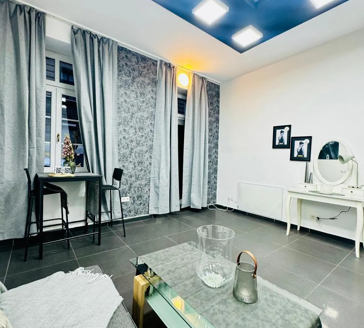Studio Apartment For 3 People, 15 Minutes To Rathausplatz Vienna